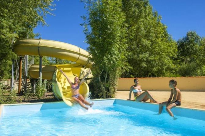 Camping Tranche Sur Mer Apartment Angles  Екстериор снимка